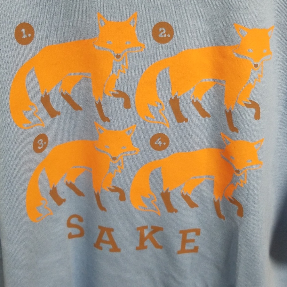 Blue Four Fox Sake Graphic Tee Shirt NWOT Unisex